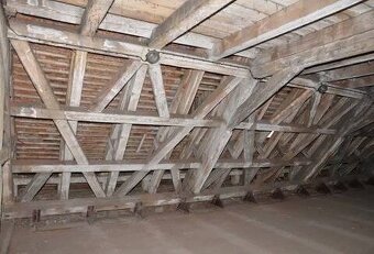 Staré trámy a rozebrání zdarma - 10