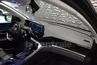 PEUGEOT 3008 II (2) BlueHDi 130 S&S ALLURE EAT8 05/2021 - 10