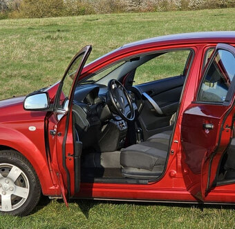 Chevrolet Aveo 1,2 62 kW benzín - 10