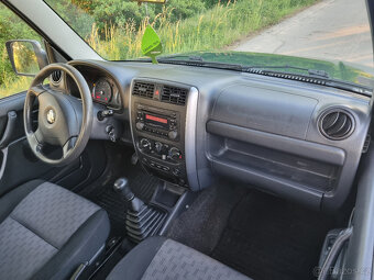Suzuki Jimny 1.3 - 10