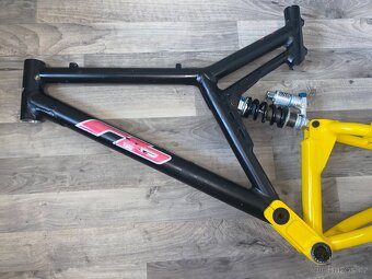 Rám RB - 10