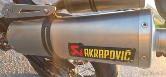 KTM 690 SM Akrapovič - 10
