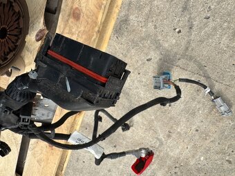 Kompletní motor YHY 1.5 HDI , DV5RD 45 000 km - 10