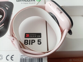 Nové nepoužité hodinky Amazfit Bip 5 Pink - Růžové - 10