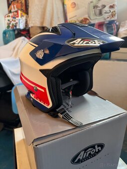 Motokros, enduro, přilba, helma od Troylee Designs, Airoh - 10