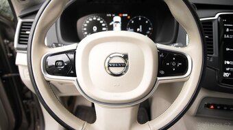 Volvo XC90 B5 - 10