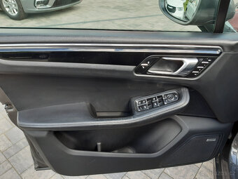 Porsche MACAN 3,0 S, AWD, kůže, panorama, 250kW - 10