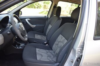 Dacia Sandero 1,4 i PO SERVISU,SUPER STAV - 10