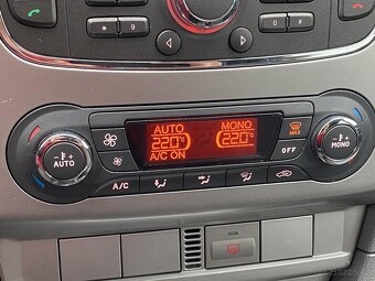 Ford Focus 1.6TDCi , 66 kW nafta, 2011 - 10