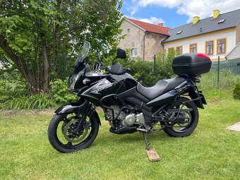 Suzuki DL650 V-Strom - 10