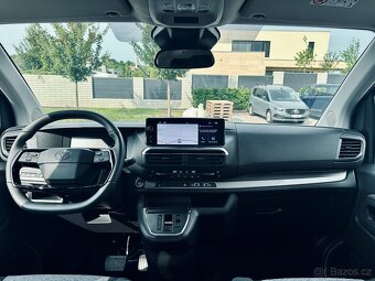 Pronájem vozu Toyota Proace Verso L2, 8 míst, automat - 10