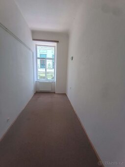 Pronájem 4+1 České Budějovice, Dr. Stejskala - centrum - 10