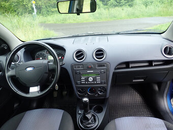 Ford Fusion - 10