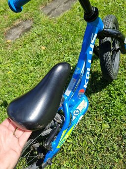 Kellys odrážedlo - 10