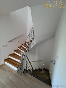 Pronajmu krásný mezonet 4kk v RD s garáží a zahradou - Běcho - 10