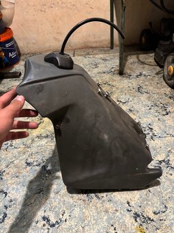 Husqvarna CR 125 1999 díly - 10