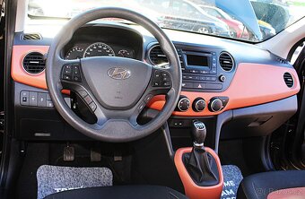 Hyundai i10 1.0i - 10