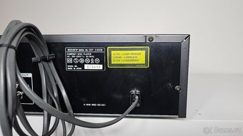 CD přehrávač s changerem Sony CDP C422M - 10