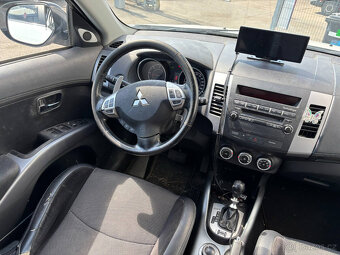 Mitsubishi Outlander 2.2 4x4 - 10