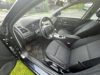 Renault Laguna III 2.0 dci 110 kW automat - 10