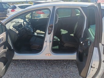 Opel MERIVA - 10