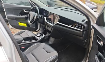 Kia e-Niro 40 kWh 136 koní 3F, perfektní, +DPH - 10