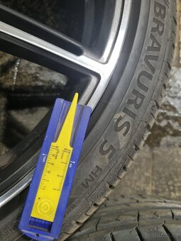 Alu kola pro BMW Motec Aventus MCT11 R19 5x120 - 10