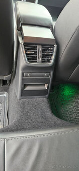 Škoda Octavia 3 combi 2.0 TDI - Bi-xenon - 10