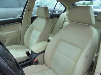 Škoda Octavia 1.6 MPI- DIGI A/C- KŮŽE- ČR - 10