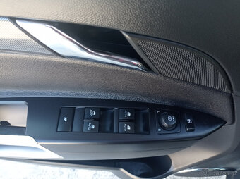 Opel Antara 2.2 CDTi 120kW/Výhřev/1Maj - 10