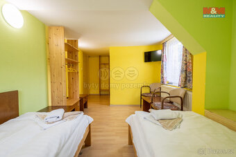 Prodej hotelu a kempu s restaurací 15771 m2, Radošov,K.Vary - 10