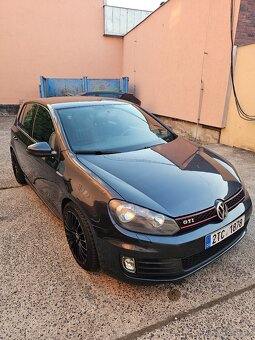 Volkswagen Golf 6 GTI - 10