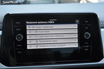 VW T-ROC 2.0TDi 110KW DSG LIFE LED ACC DPH - 10