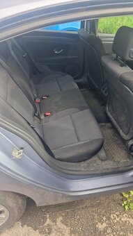 Renault Laguna 3 2.0dci 110kw - 10