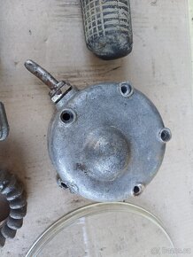 BMW díly - veterán - 10