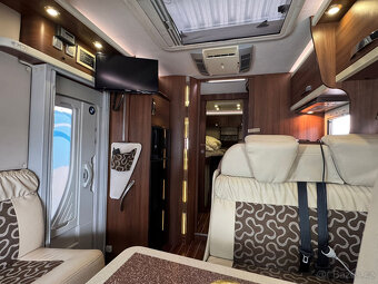 McLouis Nevis, 2014 - celointegrovaný obytný vůz - 10