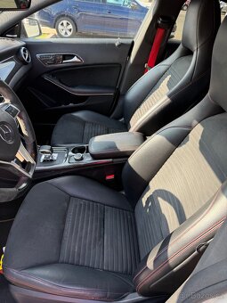 CLA 45 AMG - 10
