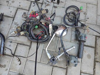 Kawasaki ER-5 - Náhradní díly - motor - 10