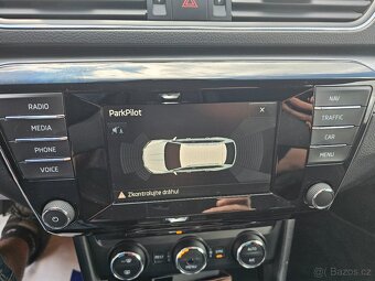 Superb III 2,0 TDi 110KW DSG Style 2016, NAVI, ALU, DAC - 10