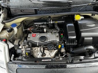 Citroen C2 1.1i, r.2005, STK, 77 000km - 10