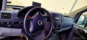 Volkswagen Crafter 2.5 tdi 136 koní - 10