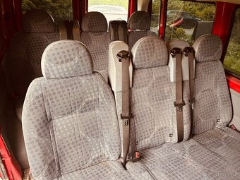 FORD TRANSIT L2H1 9MÍST BUS 2.2TDCI nafta , Rok Výroby 2011 - 10
