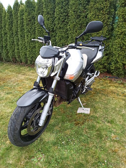 Suzuki GSR 600 R.V.2008 - 10