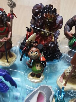Disney Store Vaiana (Moana) Deluxe 10ti dílná sada figurek - 10