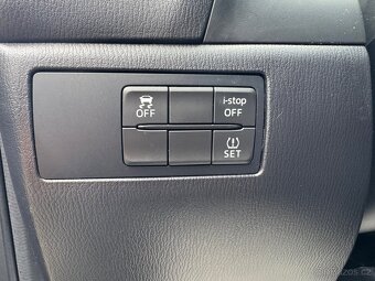 Mazda 3 - 10