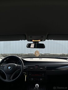BMW 318D 2011 - 10