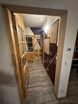 Činžovní dům v obci Besednice - 10