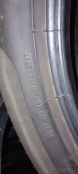 Pirelli P Zero - 10