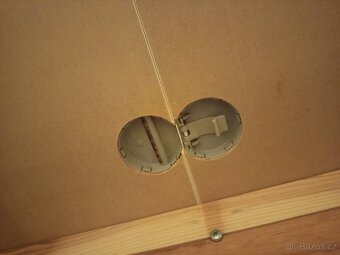 Rozkládací jídelní/ kuchyňský stůl - 10