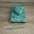 Starý plechový tank RA 05 Ites - - 10